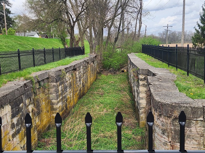 Canal Lock Park