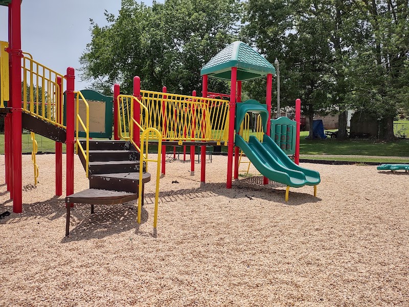 Russellville Parks & Rec Department: Chucky Mullins Center