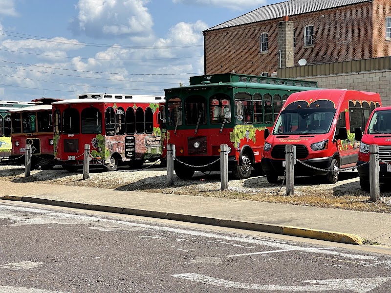 Hermann Trolley Company - Pickleball in Hermann, Missouri