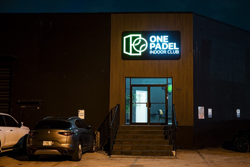 One Padel Indoor Club