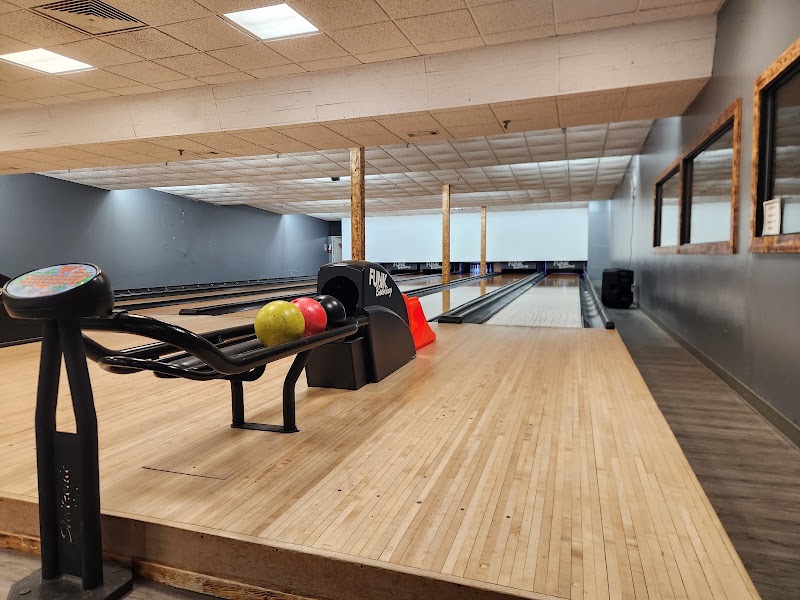 Fairfield Bay Lanes