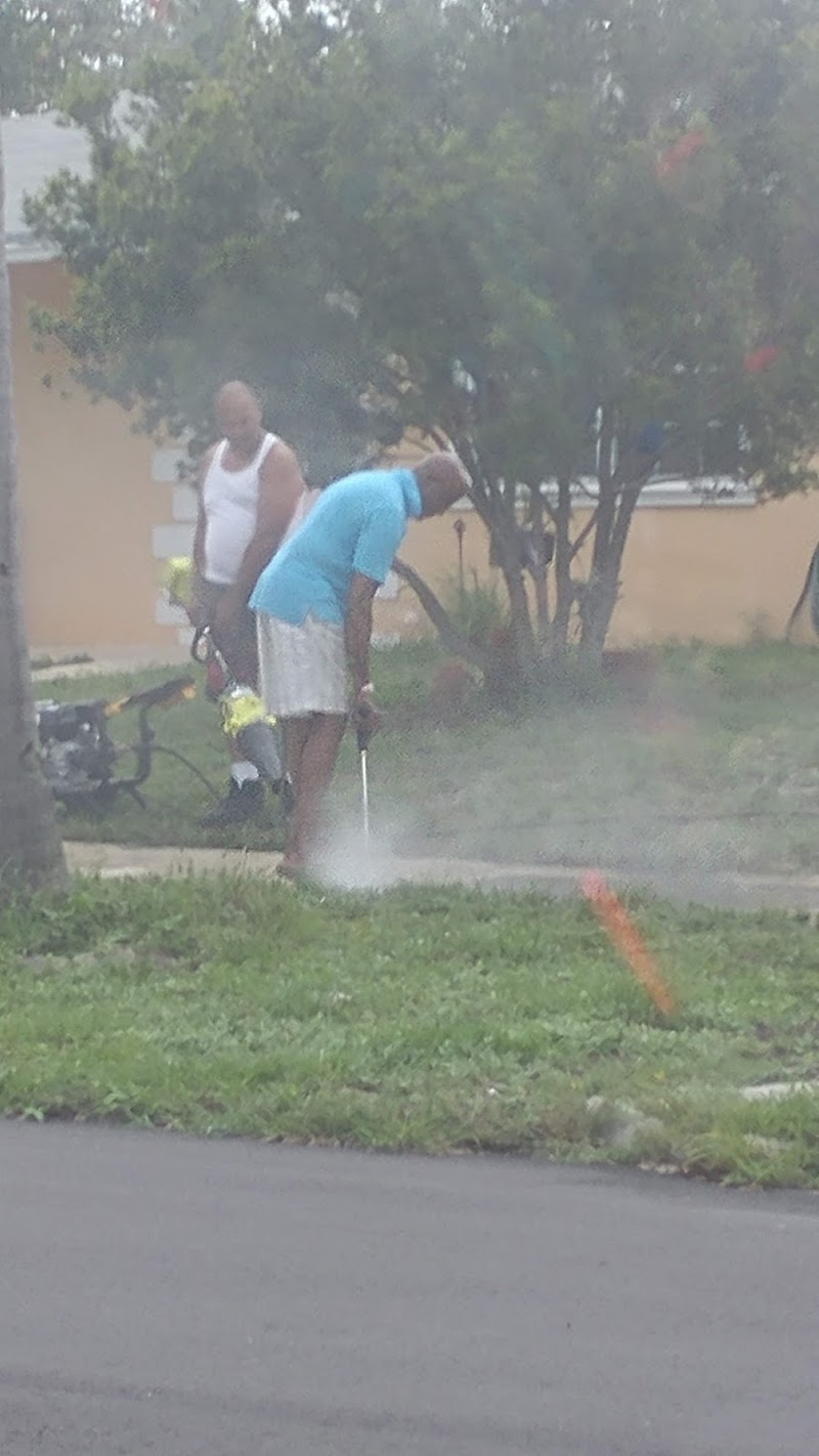 Pastor Willie James Ford, Sr. Linear Park - Pickleball in Deerfield Beach, Florida