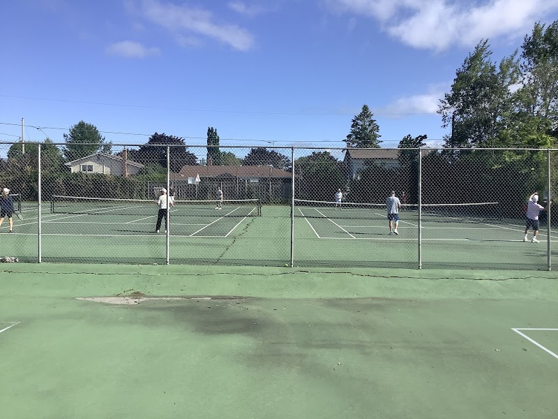 Henderson Tennis Courts