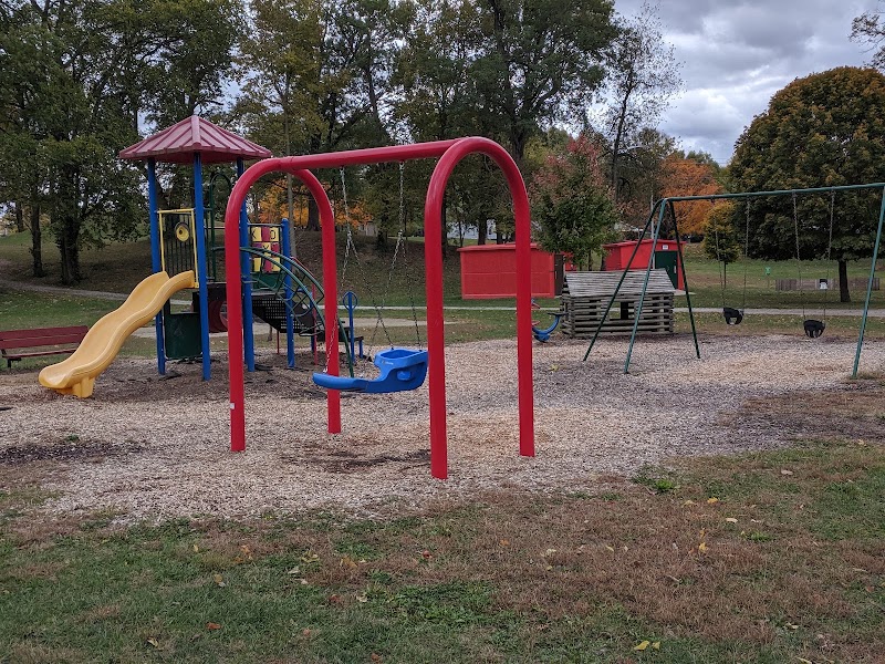 Riley Park & Splash Pad - Pickleball in Greenfield, Indiana