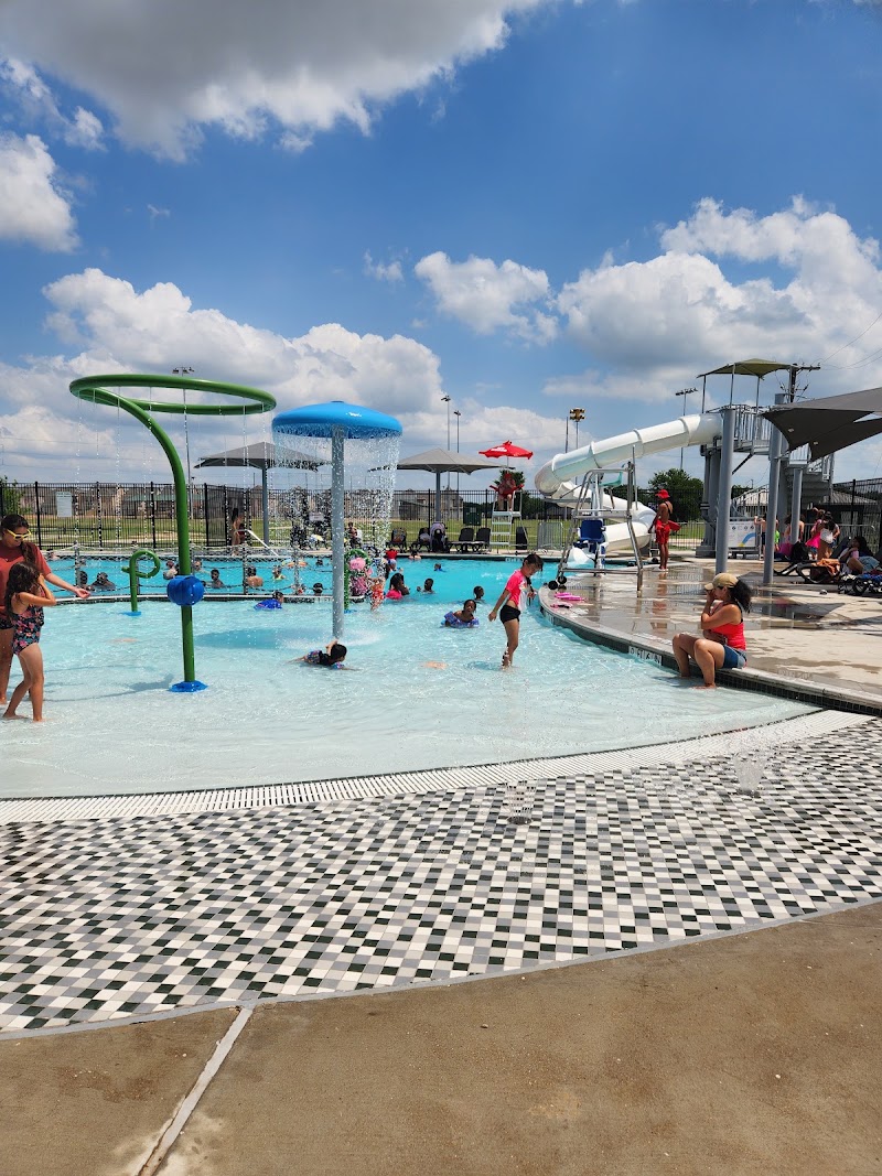 Lee Penn Park & Pool