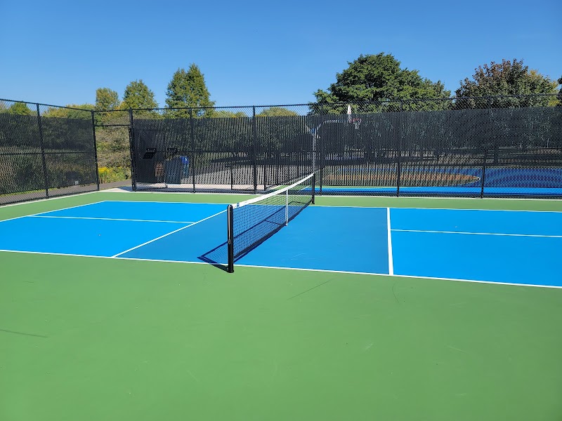 Tennis Courts | Woodland Estates Park - Pickleball in Crystal Lake, Illinois