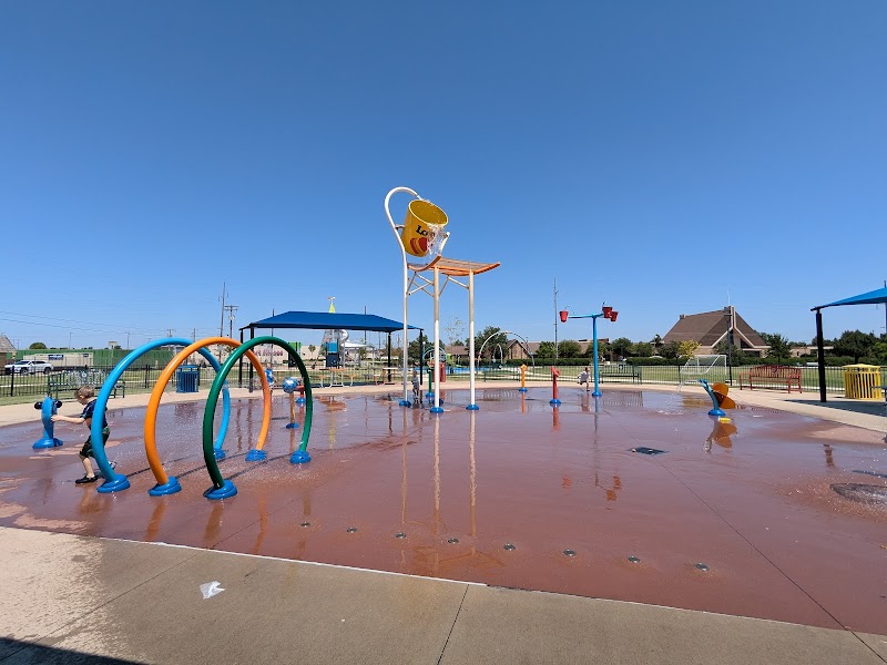 Duffner Park - Pickleball in The Village, Oklahoma