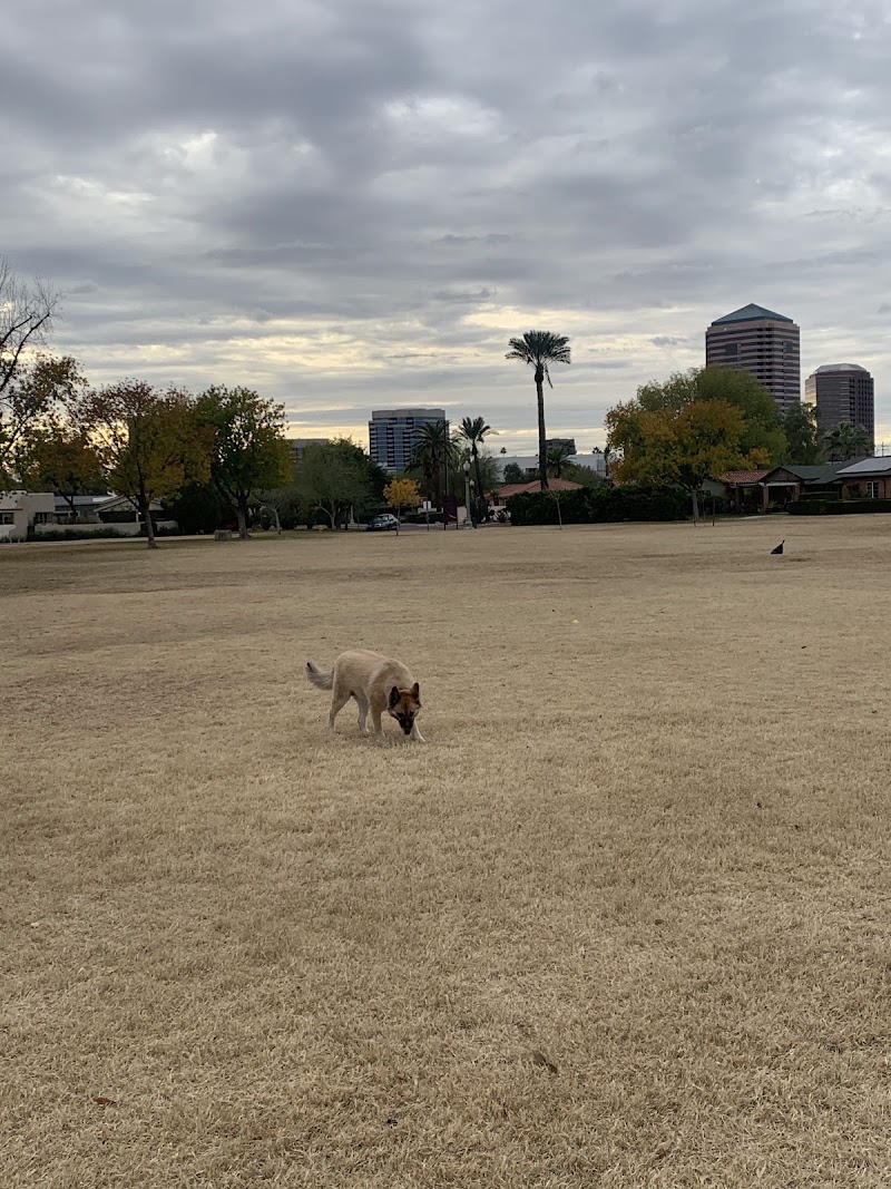 Country Club Oval