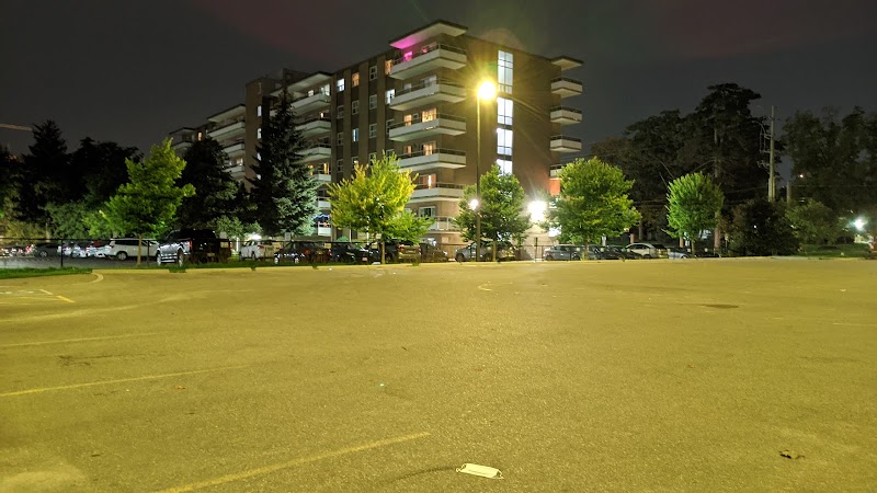 Rosalea Park Parking