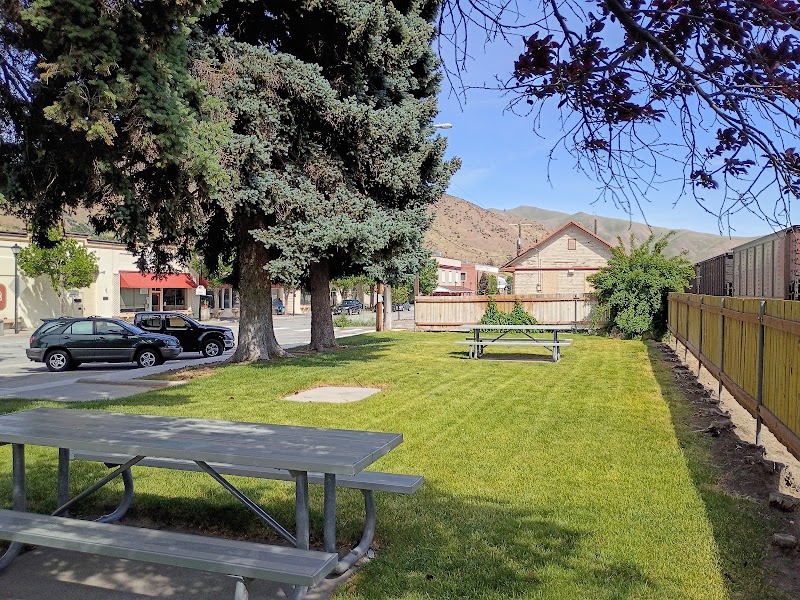 Railroad Park - Pickleball in Cashmere, Washington