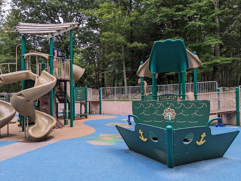 Mountain View Park - Pickleball in Long Pond, Pennsylvania