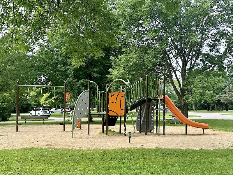 Cliffside Park Campgrounds - Pickleball in Caledonia, Wisconsin