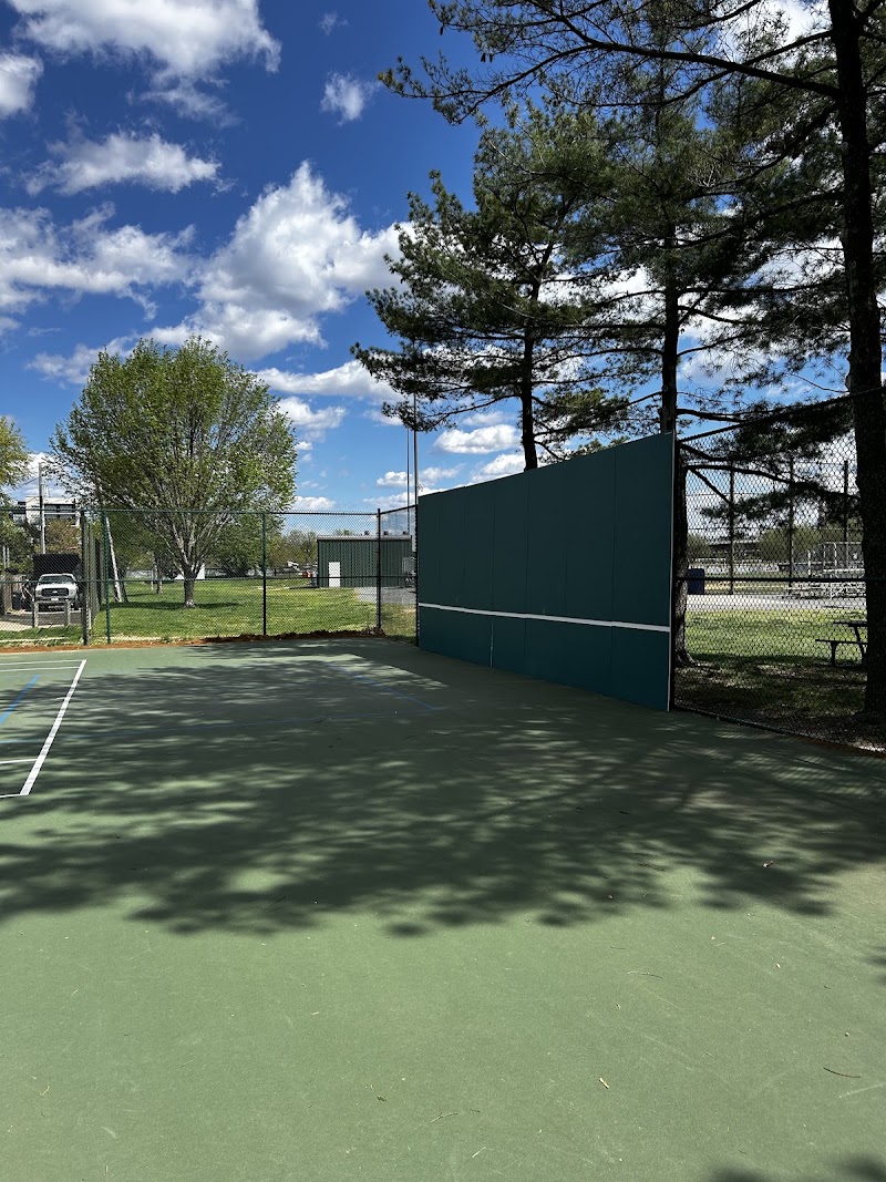 Simpson Park-Tennis Court - Pickleball in Alexandria, Virginia