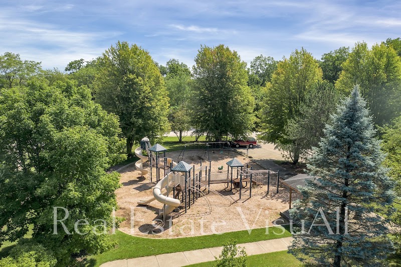 Brighton Oaks Park - Pickleball in Crystal Lake, Illinois