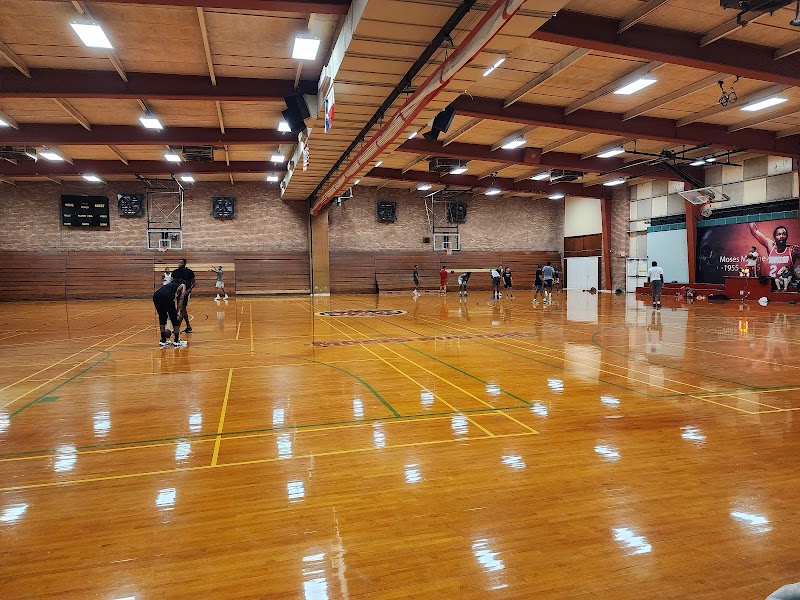 Fondé Community Center