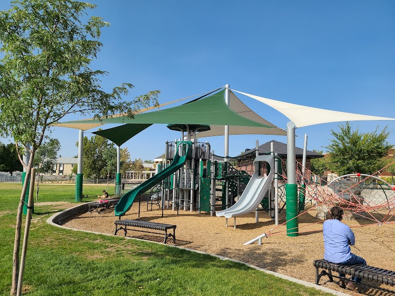 Holladay City Hall Park - Pickleball in Holladay, Utah