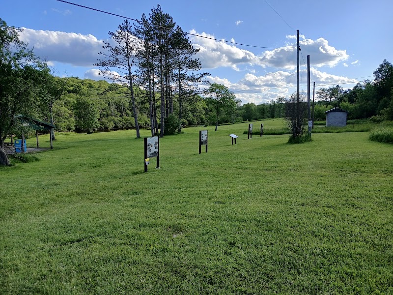Town of Davis Riverfront Park - Pickleball in Davis, West Virginia