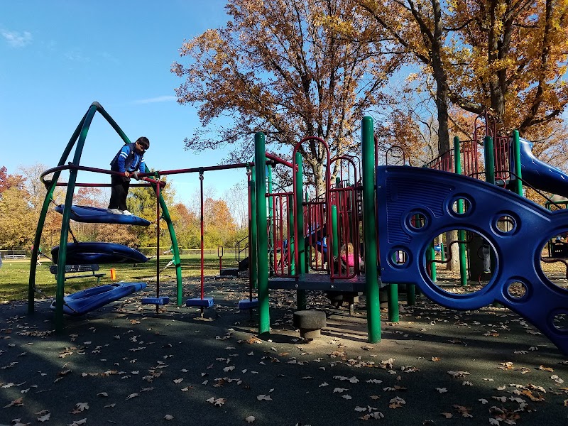 Kiwanis Park - Pickleball in Lewiston, Ontario