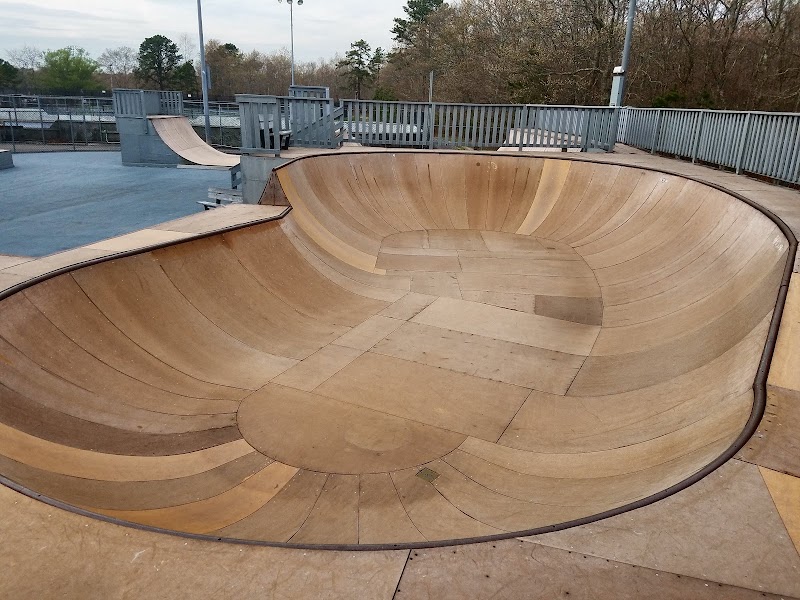 Red Creek Skate Park - Pickleball in Jamesport, New York
