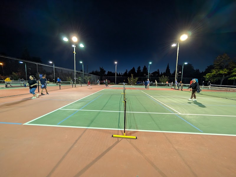 Shoreline Park Pickleball and Tennis Courts - Pickleball in Bow, Washington
