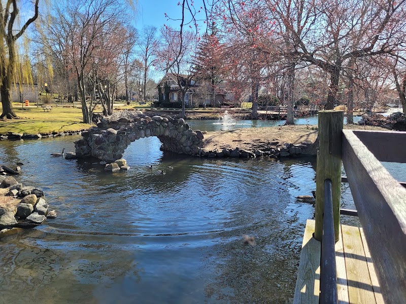 Heckscher Park
