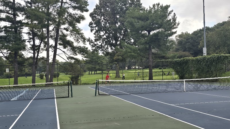 Jefferson District Park - Pickleball in Merrifield, Virginia