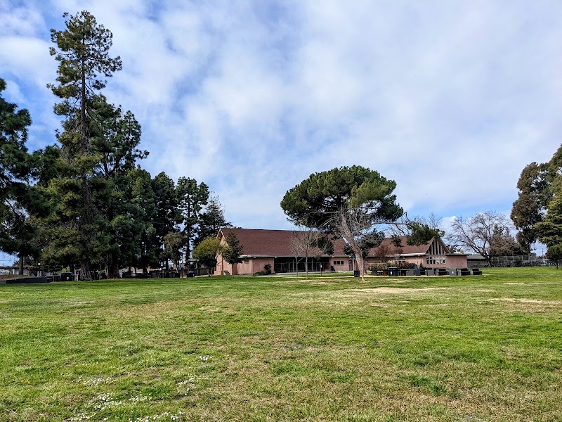 Weekes Community Center Park - Pickleball in Hayward, California
