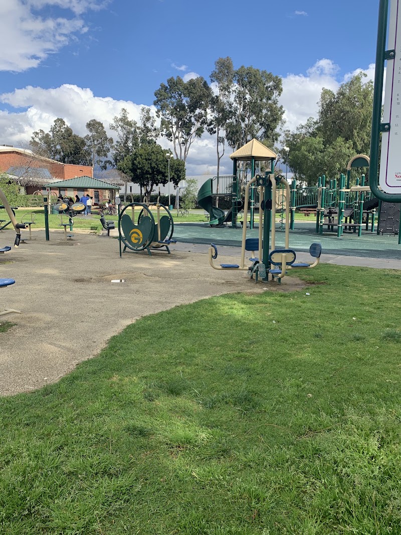 San Fernando Recreation Services - Pickleball in San Fernando, California