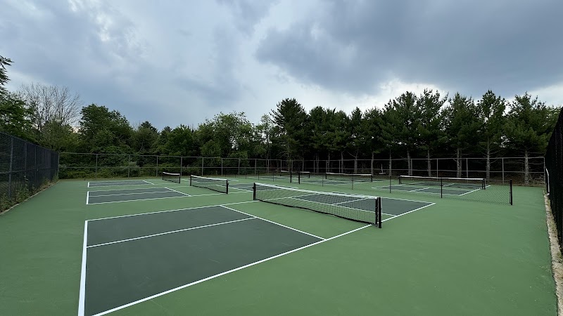 Community Tennis and Pickleball Courts - Pickleball in Hewitt, New Jersey