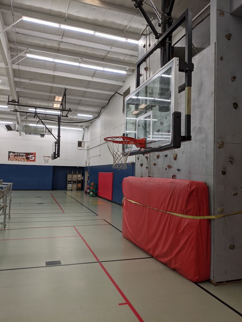 L C Sammons Youth Center - Pickleball in Flippin, Arkansas