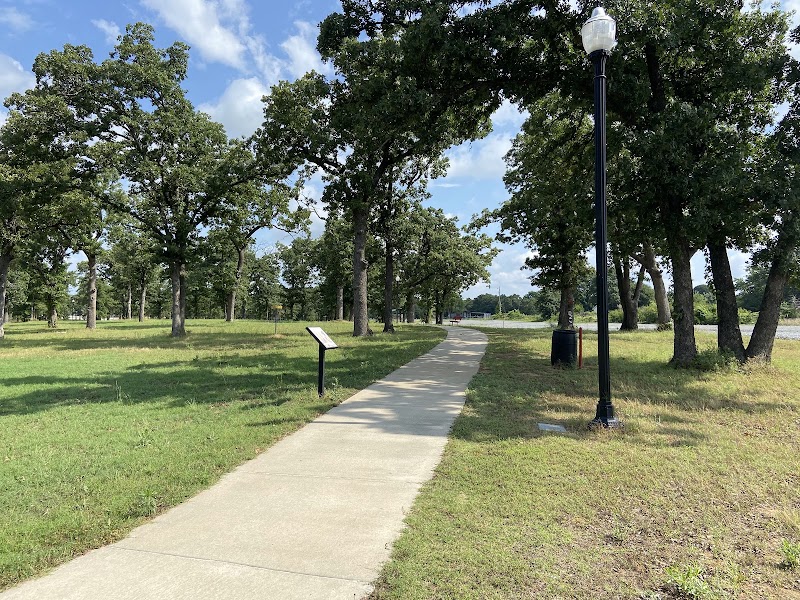 Veteran's Park - Pickleball in Mcloud, Oklahoma