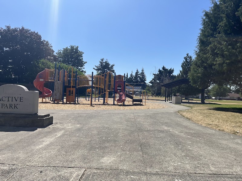 Lakewood Active Park - Pickleball in North Lakewood, Washington