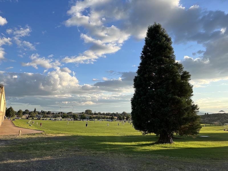 Steens Baseball ️ fields & pickle ball courts (tennis )