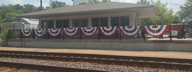 Hermann Visitor Information Center at Amtrak - Pickleball in Hermann, Missouri