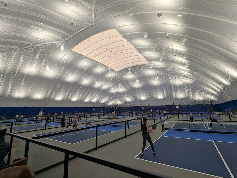 Club Pickle & Padel