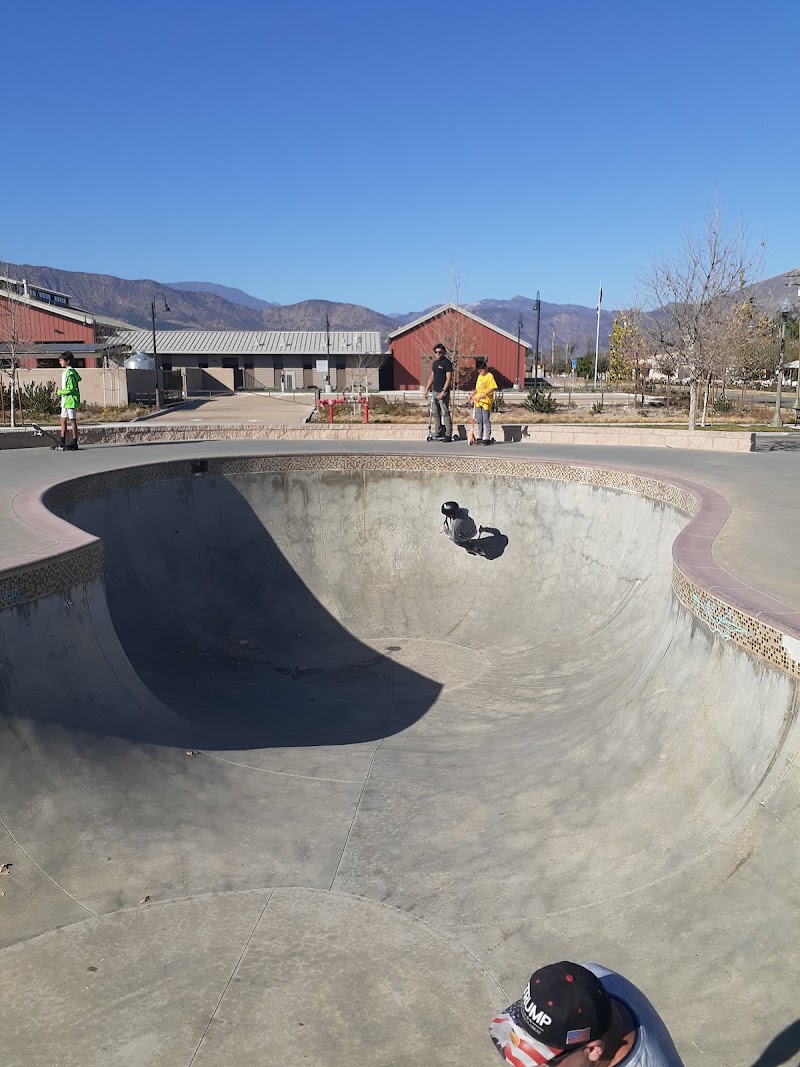 Two Rivers Park - Pickleball in Fillmore, California