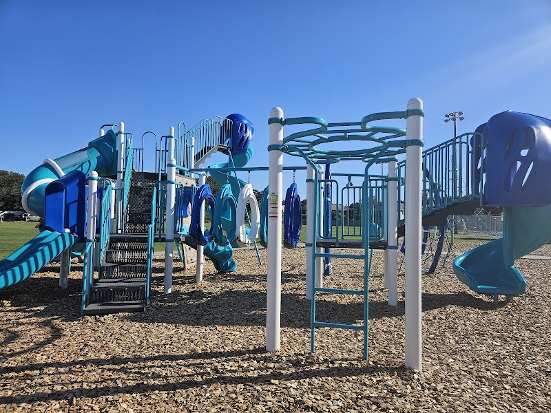 Meekins Field Park - Pickleball in Kill Devil Hills, North Carolina