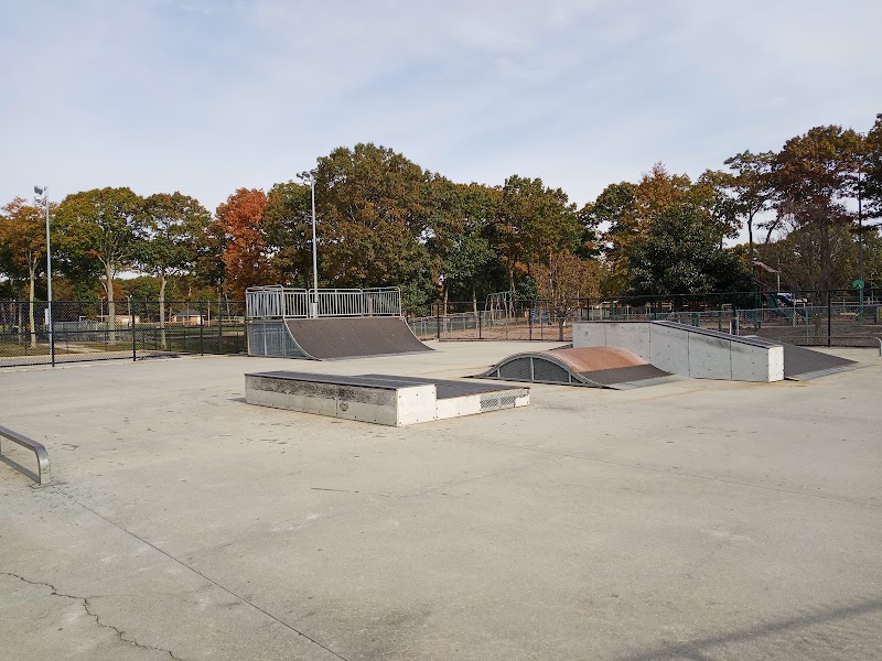 Stotzky Memorial Park - Pickleball in Jamesport, New York