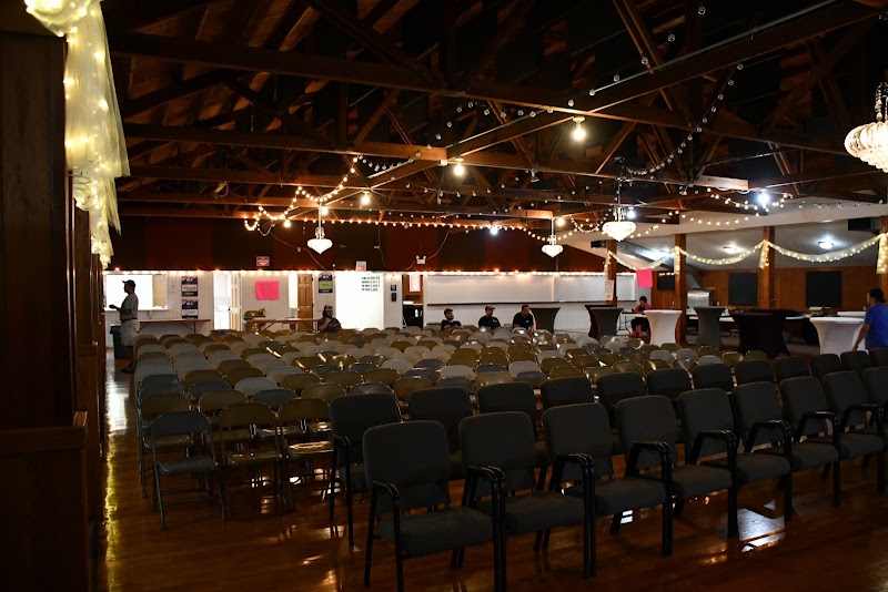 Worthington Memorial Hall