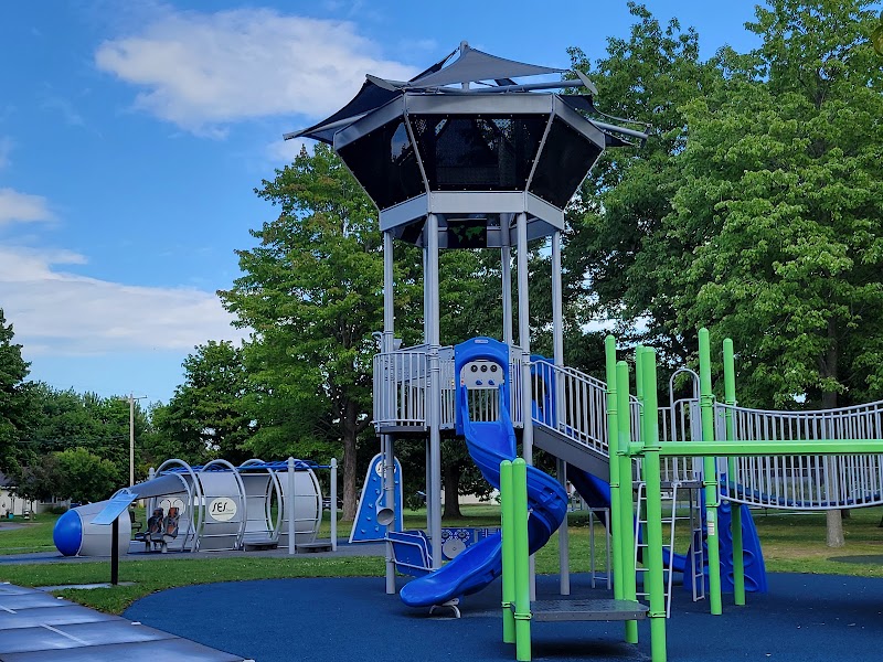 Alexander Park