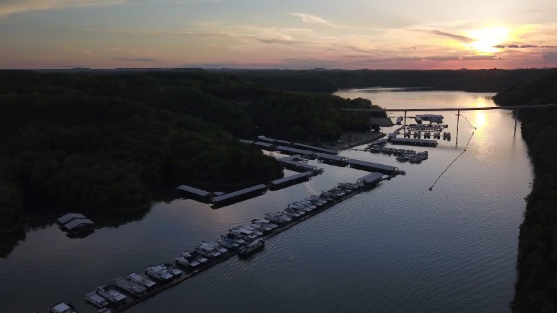 Sunset Marina & Resort - Pickleball in Byrdstown, Tennessee
