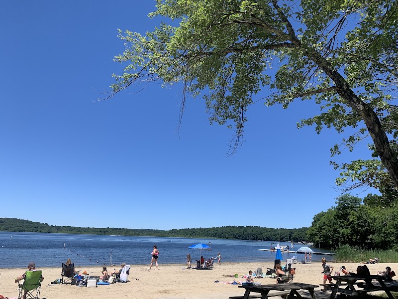 Sandy Beach - Pickleball in Morris, Connecticut