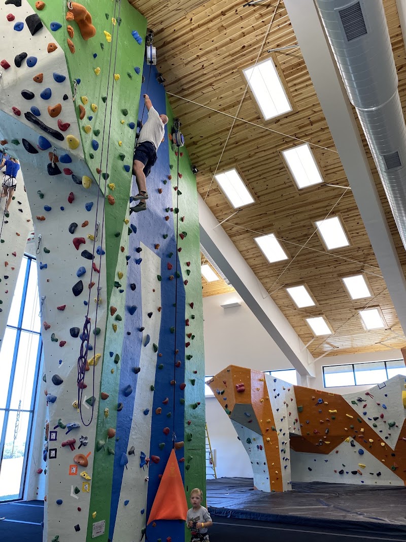 E.T. Mahoney State Park Activity Center, Venture Climb, and Seasonal Ice Skating Rink - Pickleball in Louisville, Nebraska