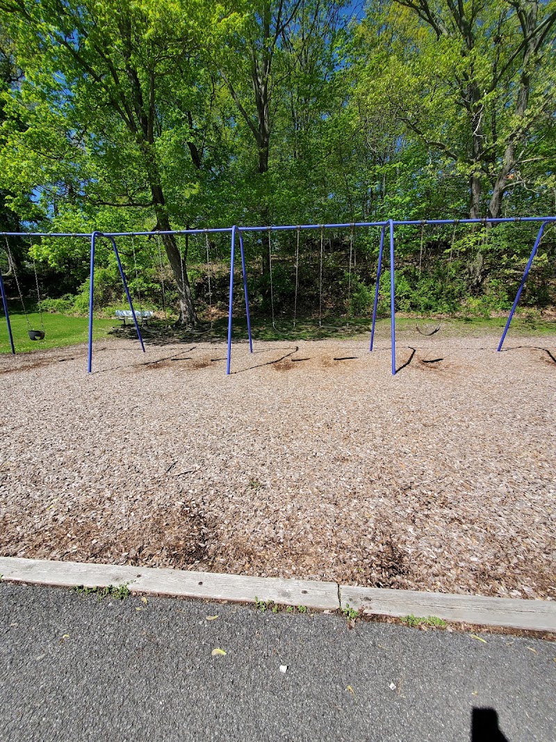 George W. Ross Memorial Park - Pickleball in Esopus, New York