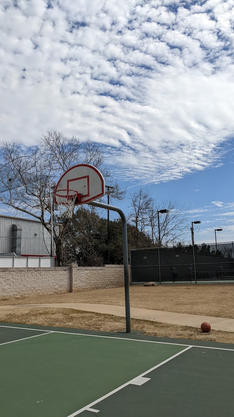 The Park at Lakeline Oaks - Pickleball in Art, Texas