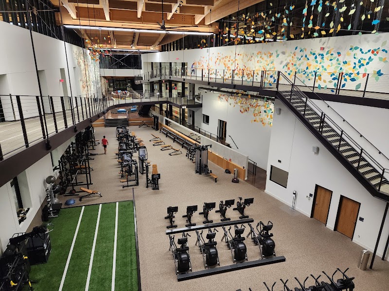 Aurora Southeast Recreation Center and Fieldhouse