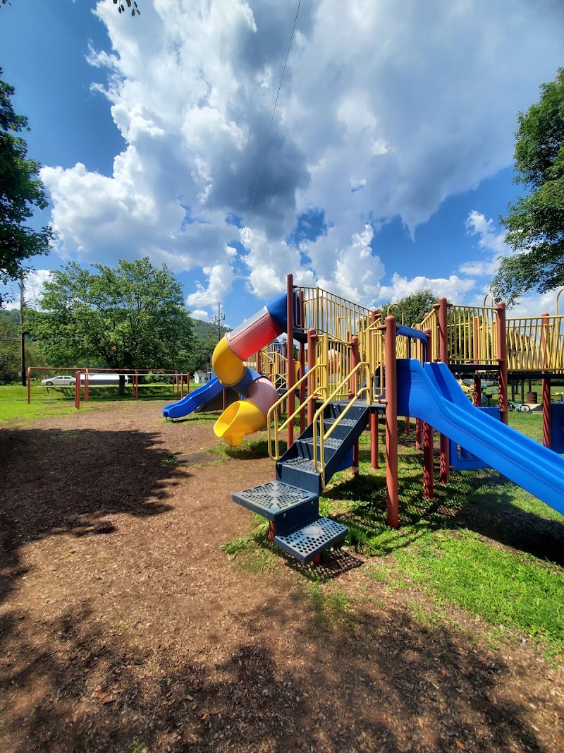Sheffield Playground / memorial field