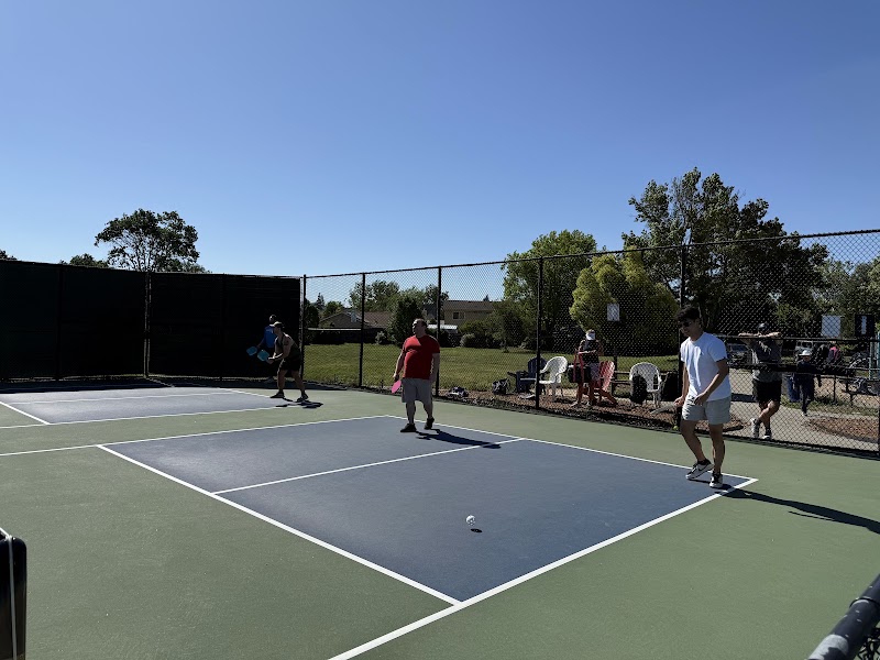 Las Flores Community Center