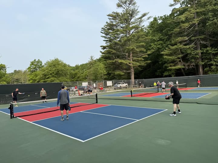 Silver Lake Pickleball Court