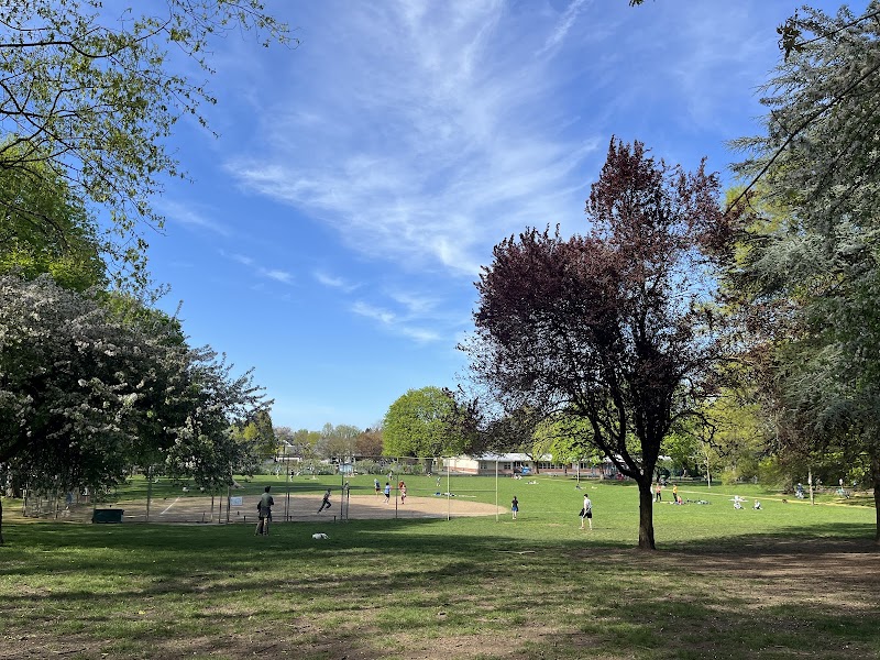 Sewallcrest Park